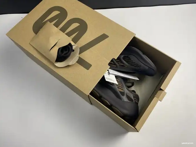 ADIDAS YEEZY V3 GY0189 700 0514